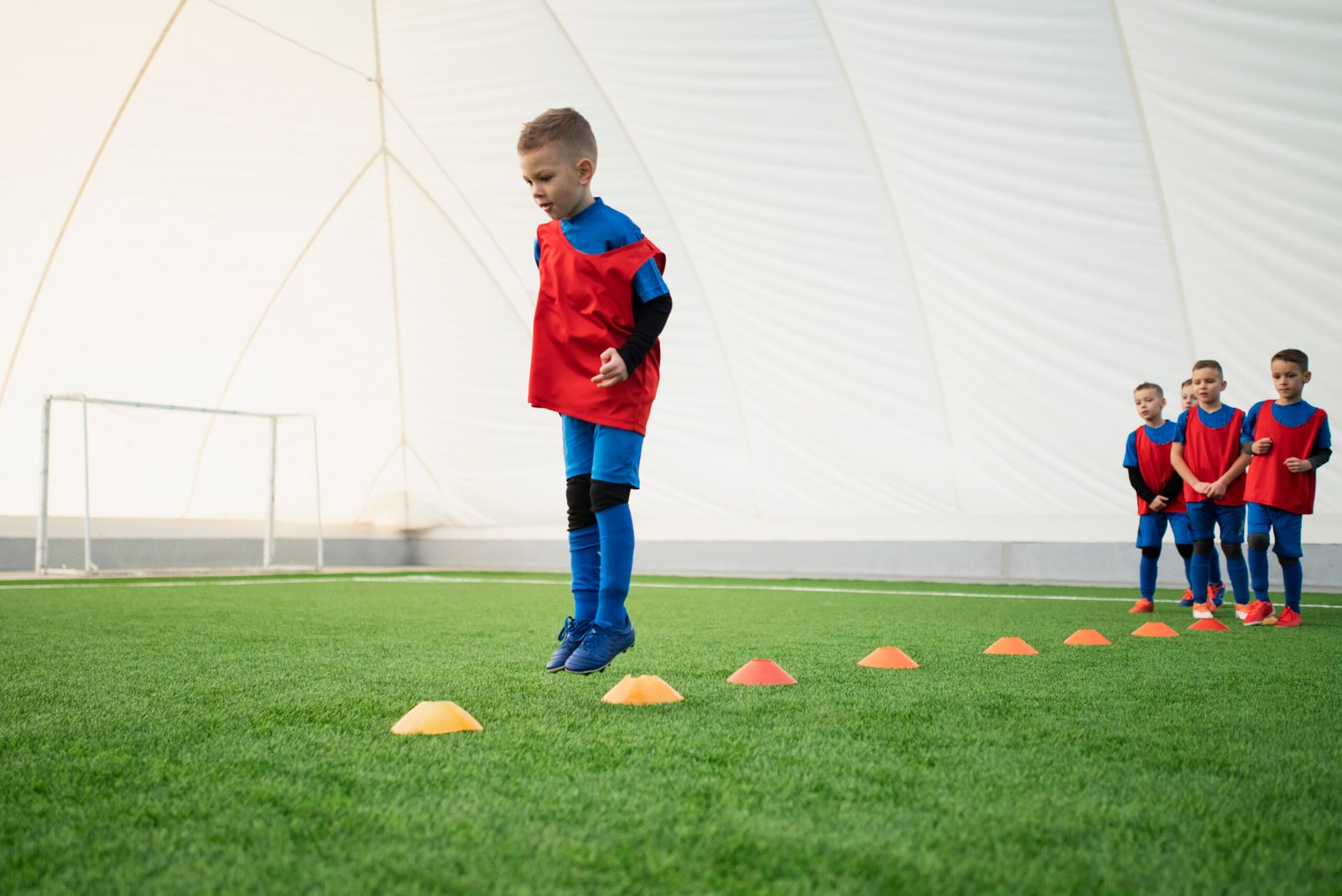 full-shot-kids-training-together